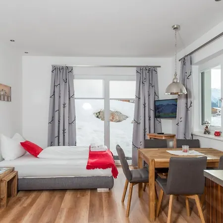 - Kleine Bleiberger By Schladmingurlaub Lejlighed *